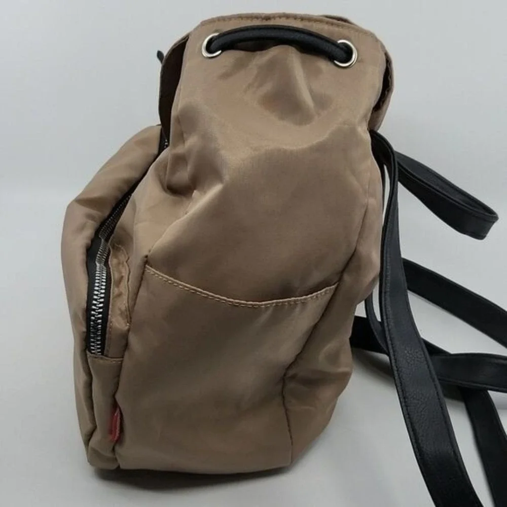 Union Bay Fox Backpack Bag Patch Nylon Purse Lightweight Snap Flap Tan